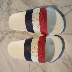Moncler slides